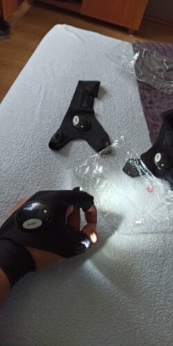 LED Gloves with Waterproof Lights photo review