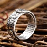 Mantra-Lucky–Feng-Shui-Ring