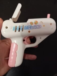 Surprise Lollipop Gun photo review